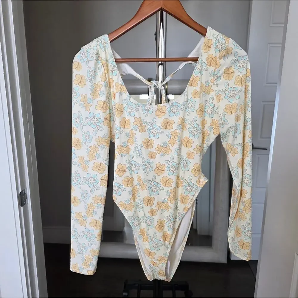 Dippin' Daisy's Calypso Floral Yellow One Piece Swimsuit Size XL NWT - Picture 2 of 7
